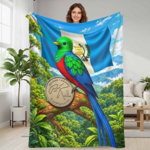 Guatemala Resplendent Quetzal Bird National Flag Coin Rainforest Flannel Blanket Vibrant Wildlife Nature Print Ultra Soft Cozy Lightweight Warm Throw Blanket For Living Room Bedroom Office Sofa Couch Bed Travel Outdoor Camping Holiday Gift